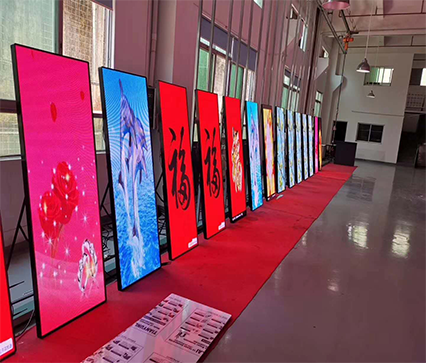 P2室內(nèi)商場廣告鏡子（海報）屏